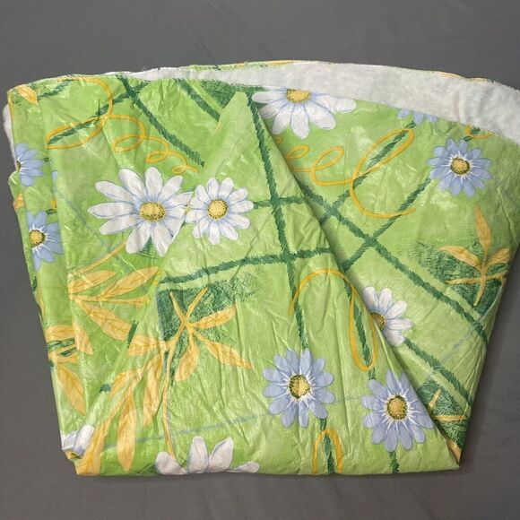 Vintage Round Table Cloth - Picture 5 of 5